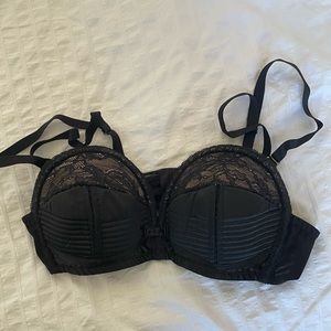 34B bra